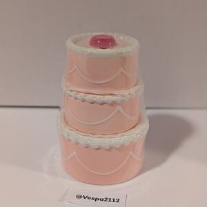 Target Bullseye Playground Valentines Measuring Cup Cake Pink Frosted 3pc Set